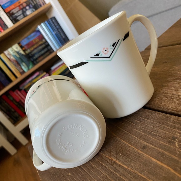 Corning Ware mug set (2) - Picture 3 of 3